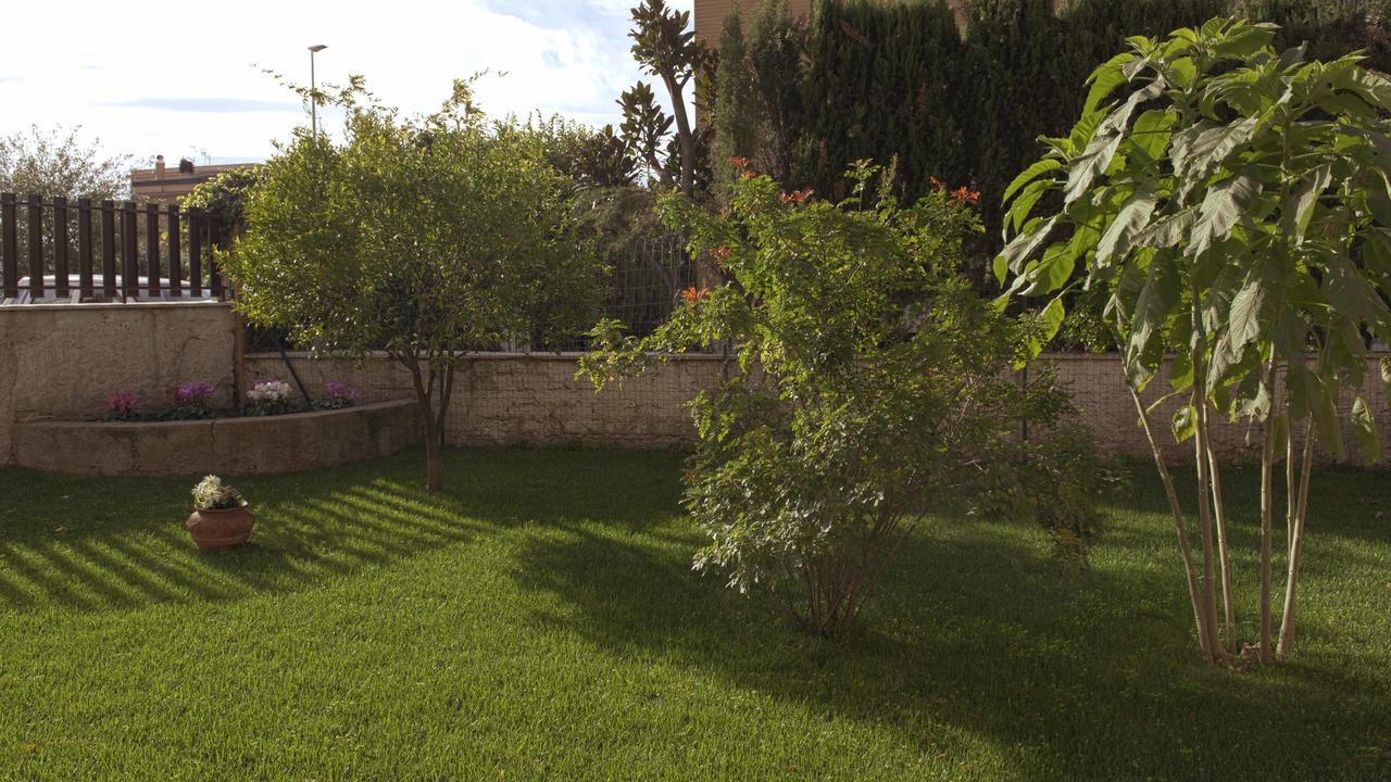 Bed and Breakfast Il Giardino Dell'Eden à Acilia Extérieur photo